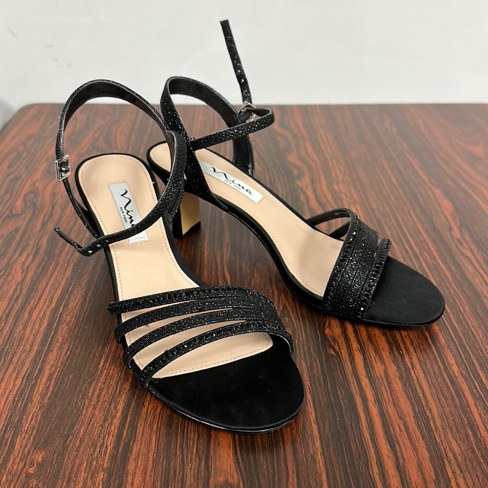 Nima Womens Black High Heels Size:7.5